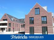 2 Zimmer Neubauwohnung im DG mit Balkon, Aufzug und TG...