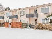 2 Zimmer Obergeschosswohnung mit Balkon – ideal für...