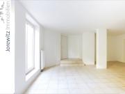 2 Zimmer Souterrainwohnung mit Terrasse in zentraler...