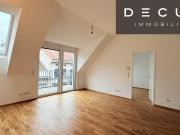 / 2 ZIMMER / U BAHN NÄHE / BALKON / DACHGESCHOSS /...