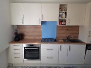 2 Zimmer Wohnung 60m² mit 6m² Loggia und Auto Stellplatz