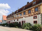 2 Zimmer Wohnung im 1. Stock mit Stellplatz im Herzen...