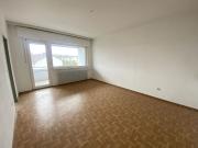 2 Zimmer Wohnung – Loggia – Pkw Stellplatz