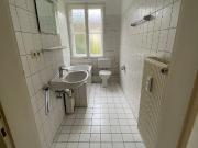 2 Zimmer Wohnung mit Badewanne / 2.OG links