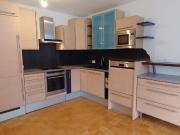 2 Zimmer Wohnung mit Balkon, DAN Küche 50 m², 3. Stock...
