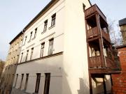 2 Zimmer Wohnung mit BALKON, große Küche, Badewanne...