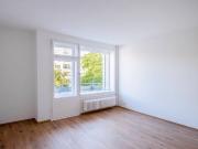 2 Zimmer Wohnung mit Balkon im beliebten Güntzelkiez