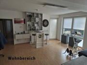 2 Zimmer Wohnung mit eigenem Garten und Garage in...