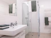 2 Zimmer Wohnung mit großer Loggia für Anleger und...