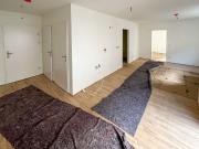 2 Zimmer Wohnung mit Loggia Erstbezug in...