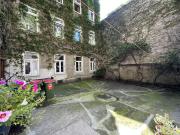 Südseitige 2 Zimmer Wohnung mit Sanierungsbedarf in...