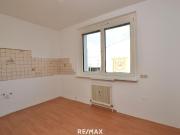 2 Zimmer Wohnung mit Sanierungspotenzial zum attraktiven...