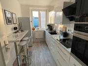 2 Zimmer Wohnung mit schöner Einbauküche