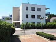 2 Zimmer Wohnung mit Westterrasse und Carport am Fuße...