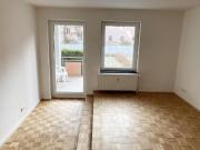 2 Zimmer Wohnung saniert •EBK+Bad neuBalkon •Toplage...