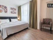 2 Zimmer Wohnung zur Miete im Scheunenviertel, Berlin