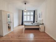 2 Zimmer Wohnung zur Miete in Berlin