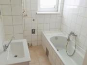 2 Zimmerwohnung Nähe U1 Ruhelage am grünen Park