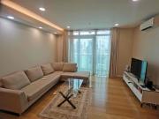 2Bedroom unit for lease Park Terraces Makati near Garden...