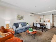 2Bedrooms, 1Bathrooms