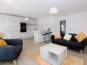 2Bedrooms, 2Bathrooms