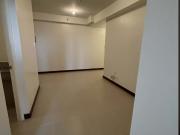 2BR Condo 66sqm Penthouse The Crestmont QC DMCI Near...