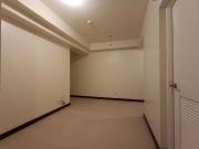 2BR Condo Unit with Parking for Sale at Fairlane...