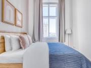 2BR, Innere Stadt, furnished, elevator