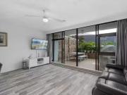 2F/3277 Surfers Paradise Boulevard, Surfers Paradise,...