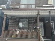 2nd floor 1067 Dovercourt Road in Toronto: Dovercourt...