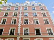 2P au coeur des Champs Elysées