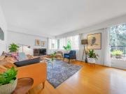 300 1925 Nelson Street