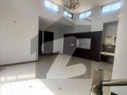 300 SQ Yard Bungalow For Rent Dha PH 4 DHA Phase 4