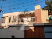 300 Sq Yard Bungalow Phase 8 Near Qasim Chance Deal...