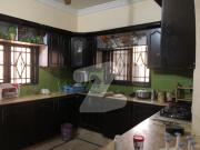 300 sq.Yard single storey house for sale gulshan e iqbal...