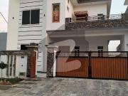 300 Sq Yds Double Storey CORNER House For Sale