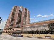 300 Walnut St Unit 1803, Des Moines, IA 50309