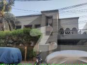 300 Yard Bungalow Phase 4 Near Bait Us Salam Masjid...