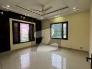 500 yards Bunglow with basement for Rent dha defence...