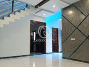 300 Yd² House for Sale