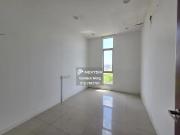 300Amp Power | 6 Loading Bays | 84 Car Parks ︎ Floor...