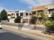 300yards slightly used double story bungalow for sell in...