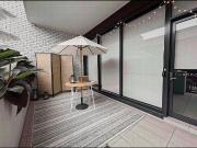 Townhouse Style 2 Bedroom Plus Study Apartment