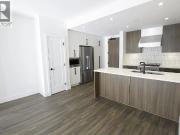 301 6933 CAMBIE STREET