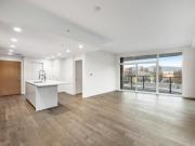 302 2 Arbutus Street