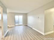 302 309 Cordova Rd, Oshawa, Ontario L1J 1P1