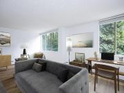 304 2008 FULLERTON AVENUE, North Vancouver, BC V7P 3G7...