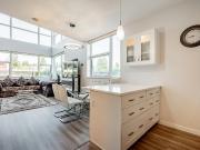 304 2 HOLDOM AVENUE, Burnaby, BC V5B 0A1 Townhouse For...