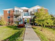 304 30 Bridge Street