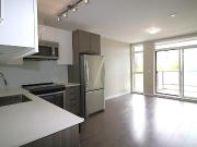 306 6555 Victoria Drive Vancouver, British Columbia